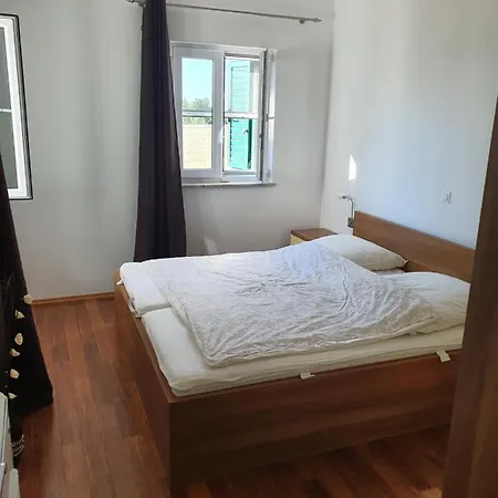 Apartman Viktorija *